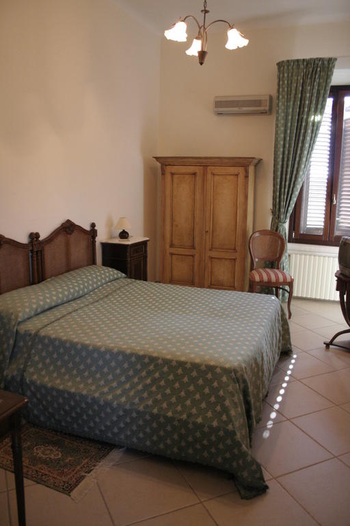 فندق جويا ديل كوليفي  Agriturismo Antico Leccio الغرفة الصورة
